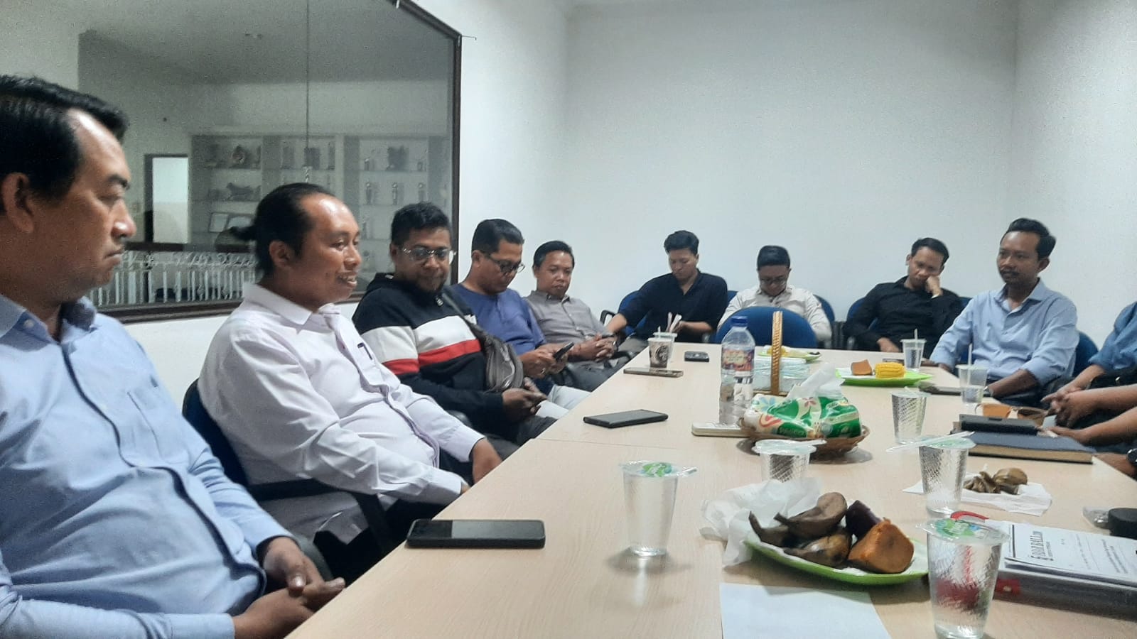 Kemerdekaan Pers Bali Diancam Gugatan Rp 25 Miliar, Puluhan Advokat Siap Pasang Badan Bela SJB